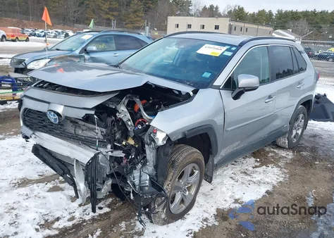 2024 Toyota Rav4 Hybrid Xle from USA, damaged, VIN 2T3RWRFVXRW240016